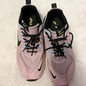 Nike Air Max Verona 9.5